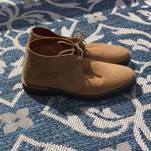 Express Men’s Suede Chukka/Ankle boot